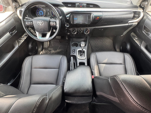 Toyota Hilux 2.8 Tdi Cabina Doble At