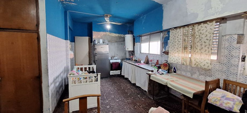 Local Con Vivienda En Venta En Valentin Alsina