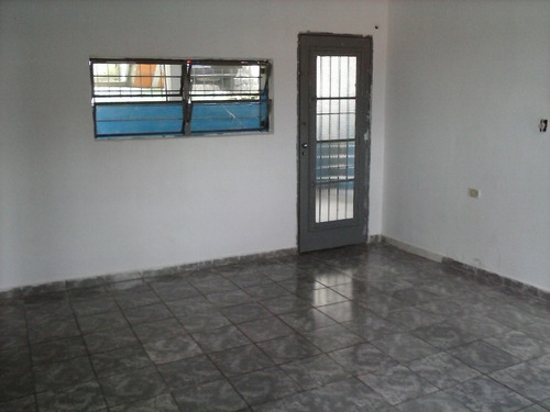 Imagem 7 de 13 de Imóvel C/ 4 Casas E 1 Salão No Jardim Elisa Maria I (rua Tranquila Vizinhança Antiga)
