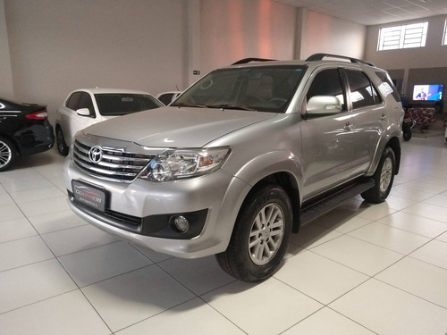 Imagem 2 de 15 de Toyota Hilux Sw4 2.7 Sr 4x2 16v Flex 4p Automático