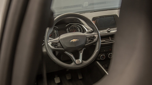 Imagen 10 de 25 de Chevrolet Onix 1.2 Lt