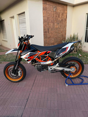 Imagen 1 de 8 de Ktm Smcr 690
