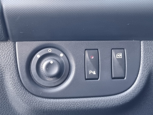 Imagen 9 de 15 de Renault Sandero Rs 2.0 16v 6mt