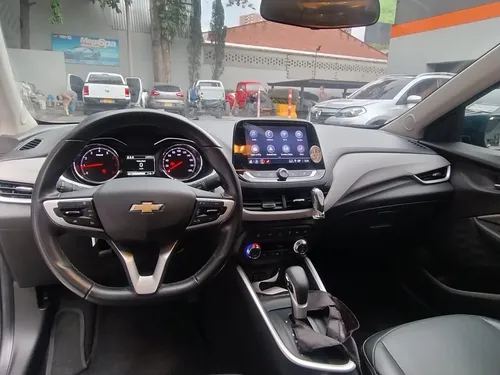 Chevrolet Onix 1.0T Premier Hatch At