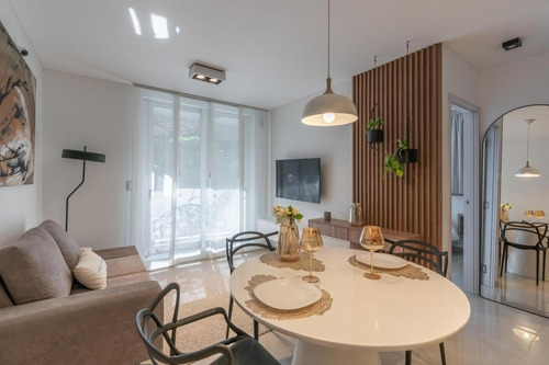 Venta De Departamento De 1 Dormitorio A Estrenar En Salta 3550, Rosario Con Amenities