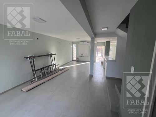 Casa Venta Rincón Lindo, Cipolletti, 3 Dormitorios, 2 Baños, Cochera Y Jardín (apto Crédito)