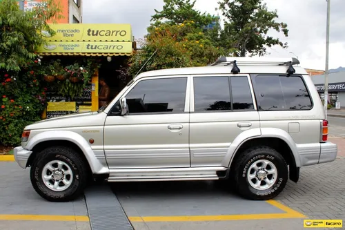 Mitsubishi Montero 3.0 V6 4x4