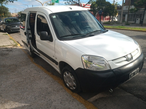 Peugeot Partner Homologada Hdi 1.6 Full