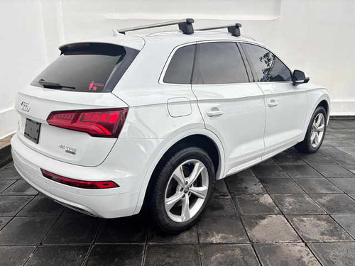 Audi Q5 Select Elite 5 Puertas