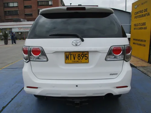 Toyota Fortuner Sr5 4x4 2700cc At Aa
