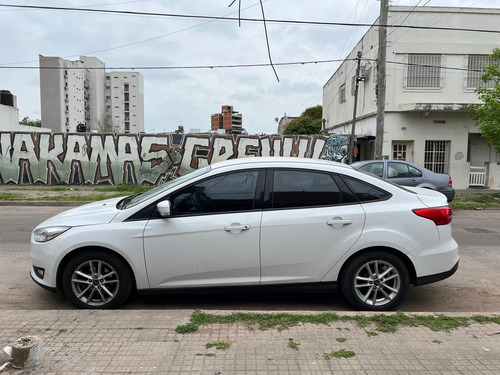 Ford Focus III 1.6 Sedan S