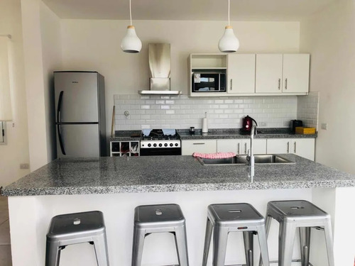 Imagen 6 de 13 de Venta - Costa Esmeralda - Muy Linda Casa En Barrio Deportivo