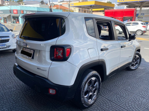 Imagem 9 de 10 de Jeep Renegade 1.8 16v Sport 2016