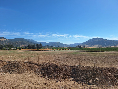 Venta De Campo Agrícola En Sagrada Familia 72.387-cam