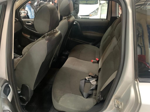 Imagem 8 de 11 de Fiat Stilo 1.8 Mpi Sporting 8v