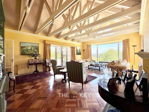 Casa En Venta De 7d En 450m2. Santo Domingo