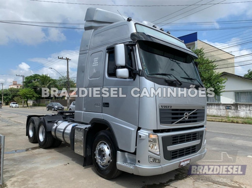 Imagem 2 de 8 de Volvo Fh 460 Globetrotter 2014 6x2 Único Dono