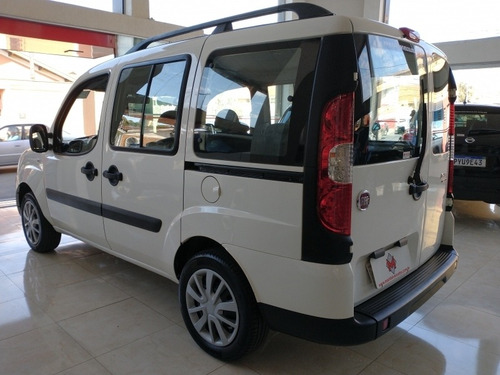 Fiat Doblo 1.8 Mpi Essence 7l 16v Flex 4p Manual 2018/2018