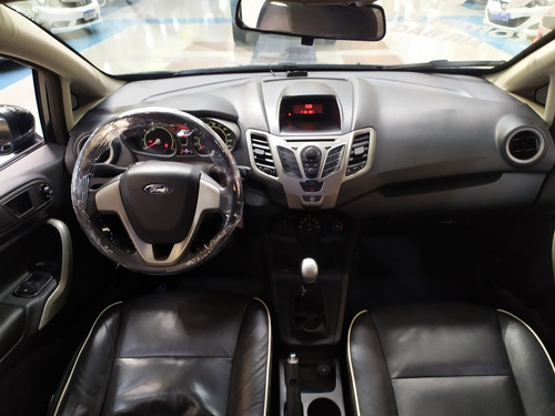Imagem 5 de 14 de New Fiesta 1.6 Flex Completo Com Banco De Couro