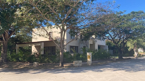 Casa En Venta Yucatan Country Club