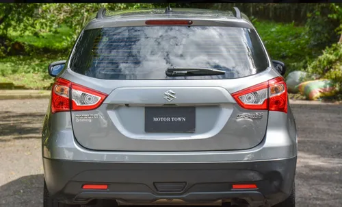 Suzuki S-cross S4