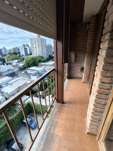 Venta Departamento 2 Dormitorrios En Calle 51 E/ 16 Y 17, La Plata.-