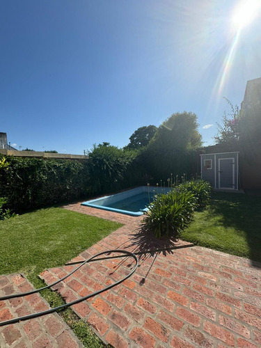 Casa En Venta En Pergamino Con Pileta