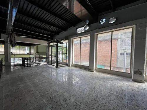 Local Comercial Para Arriendo Poblado