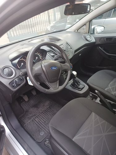 Imagen 8 de 15 de Ford Fiesta Se Plus