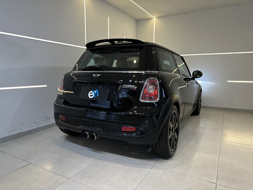 Mini Cooper 1.6 S 16V TURBO GASOLINA 2P AUTOMÁTICO