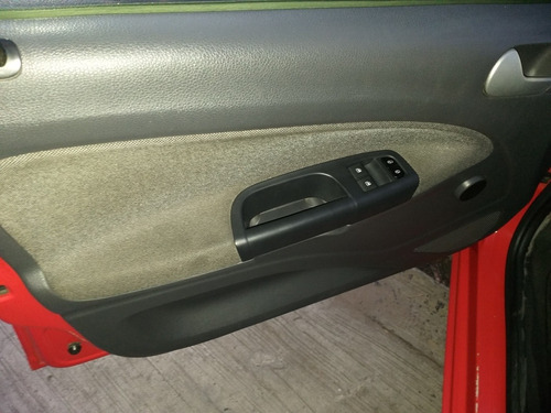 Volkswagen Gol Trend 1.6 Pack Ii Ll 101cv 2013