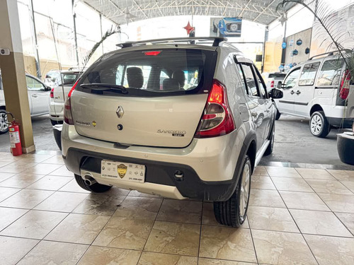Renault Sandero Stepway Renault Sandero Stepway 1.6 16V (Flex)