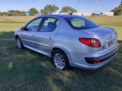 Peugeot 207 Compact Xt 1.6