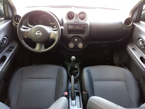 Imagem 8 de 12 de Nissan March 1.0 S 16v Flex 4p Manual