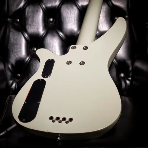 Baixo 4 Cordas Yamaha Rbx4a2 White E Aircraft Gray | MercadoLivre