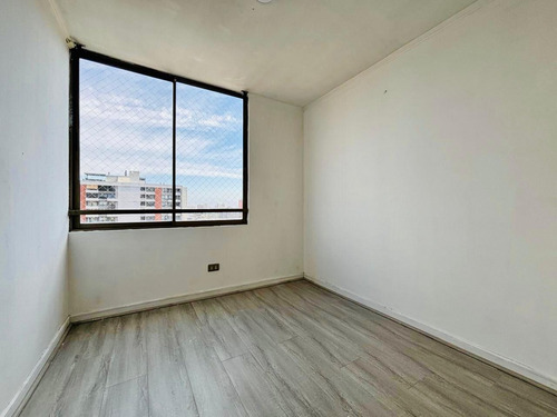 Se Vende Acogedor Depto. 3 Dormitorios+2baños. Av Perú