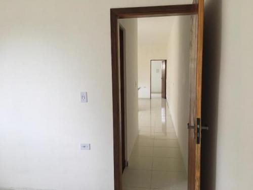 Imagem 5 de 14 de Casa Lado Praia C/ Espaço Para Piscina No Cibratel Itanhaém!
