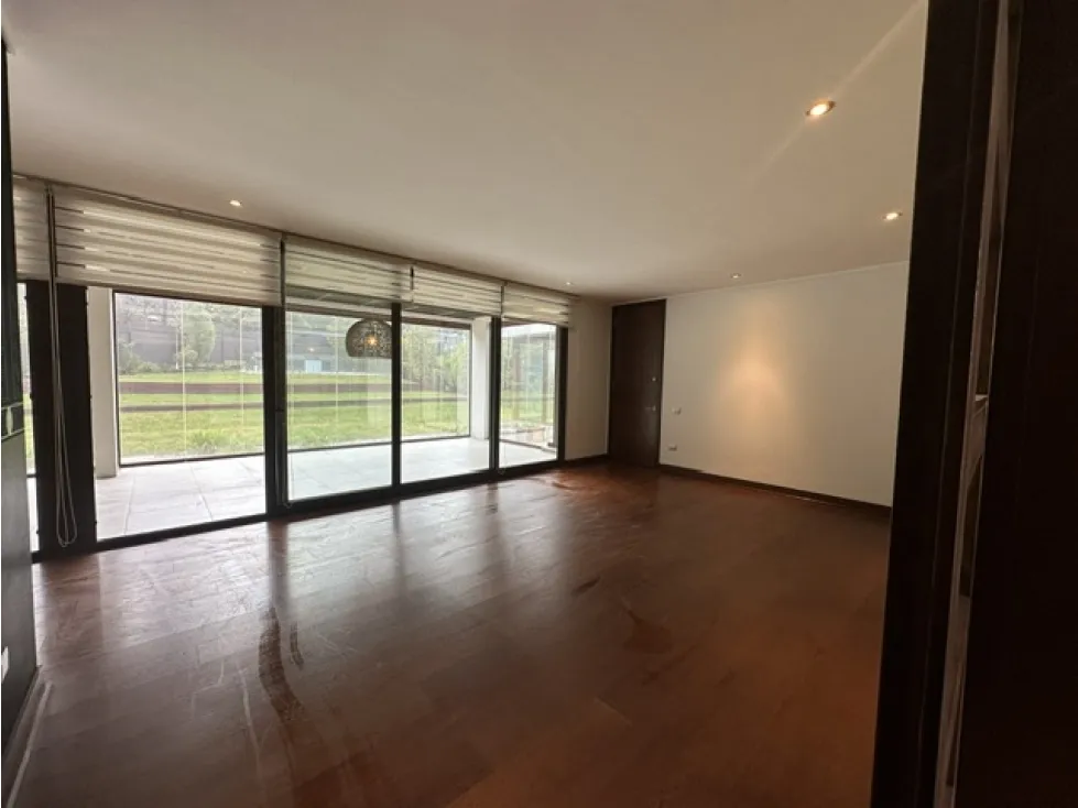 Imagen 4 de 22 de Condominio Gran Vía / Lo Curro / Embajadas