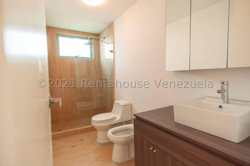 Imagen 8 de 17 de Edificio A Media Cuadra Campo Golf Country Club A La Venta Mls#22-13805 P V