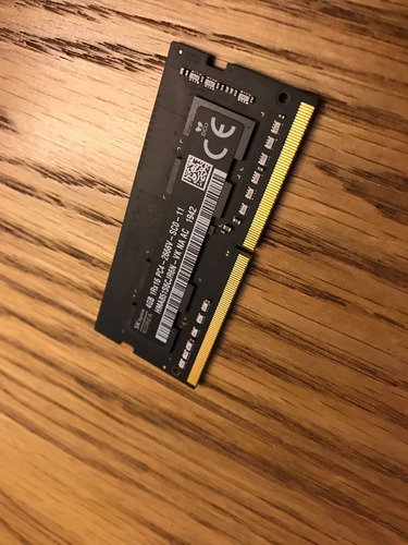 Memoria Ram Ddr4 4gb Laptop Pc Y Mac Pc-2666v-sc0-11 (Usado)