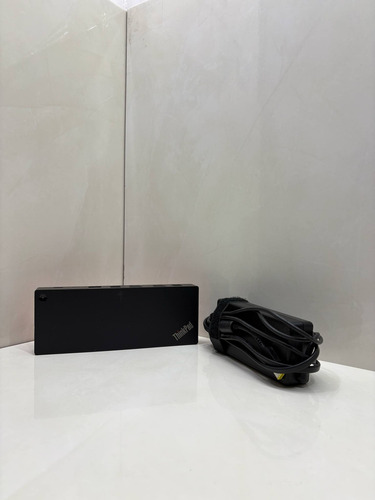 Dock Con Usb Tipo C Lenovo Dud9011dud (Usado)