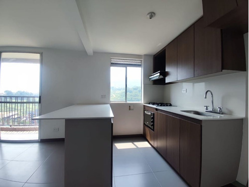 Se Vende Apartamento En Itagui, Antioquía