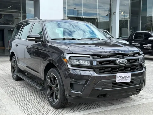 Ford Expedition Limited Stealth Performance 4x4 2024