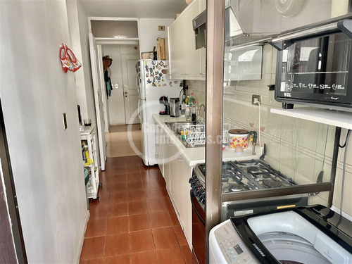 Departamento En Venta De 3 Dorm. Metro Manquehue