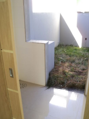 Casa Em Aberta Dos Morros Com 3 Dormitórios - Mi8665