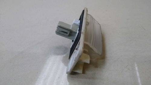 Imagem 4 de 4 de Luz Placa Tampa Traseira Nissan Sentra 2010 A 2012 (1)