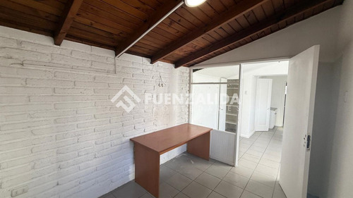 Casa En Arriendo De 5 Dorm. En Ñuñoa