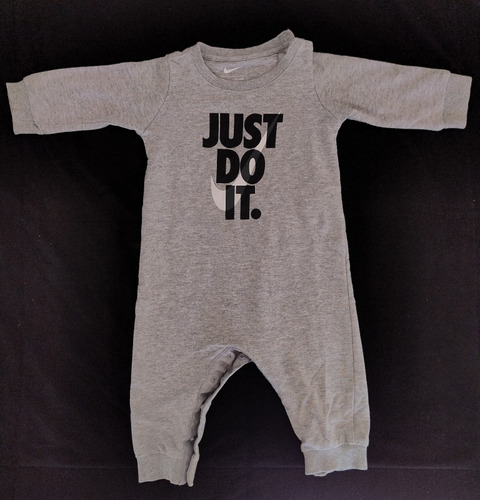 Enterito Mono Nike Talle 6 Meses Gris