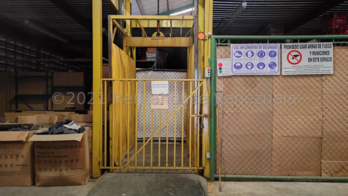 Galpón En Venta Ubicado En Zona Industrial Soco La Victoria, Fvina 22-12774