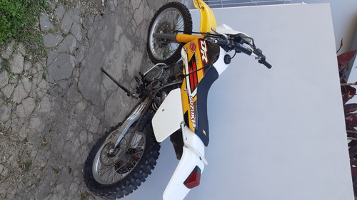 Imagen 4 de 7 de Suzuki Dr 350 R